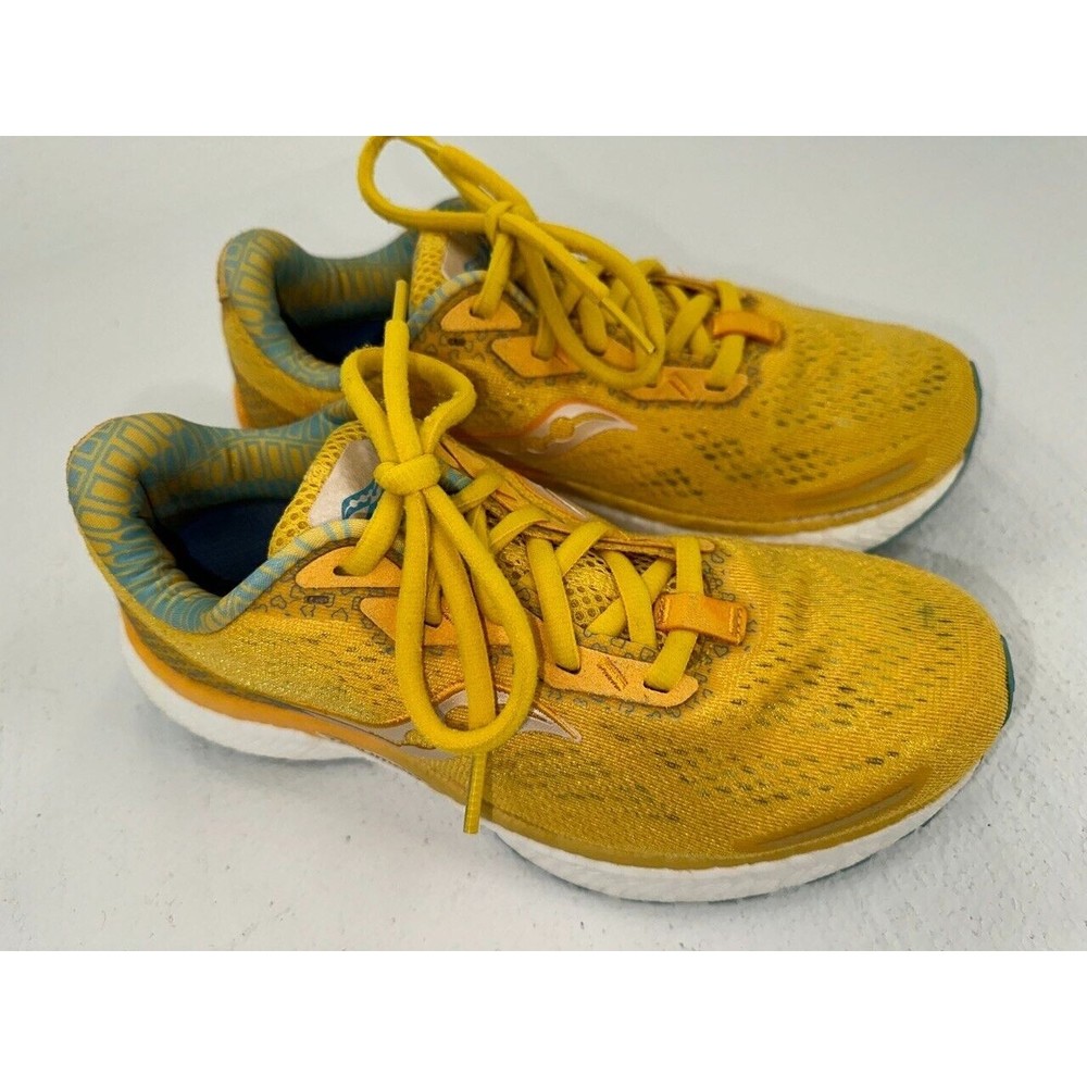 GENTLY USED .. Saucony Triumph, Dr. Scholl's Women's Running Shoes Size 7